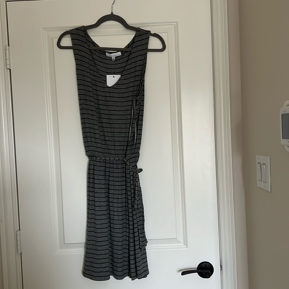 Striped Sleeveless Midi Dress - Gray/Black